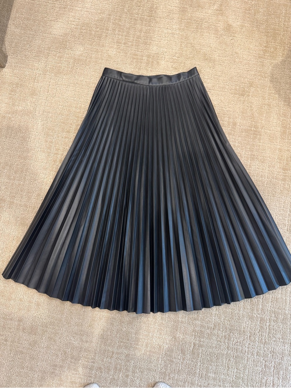 Club Monaco Black Pleated Faux Leather Midi Skirt NWT